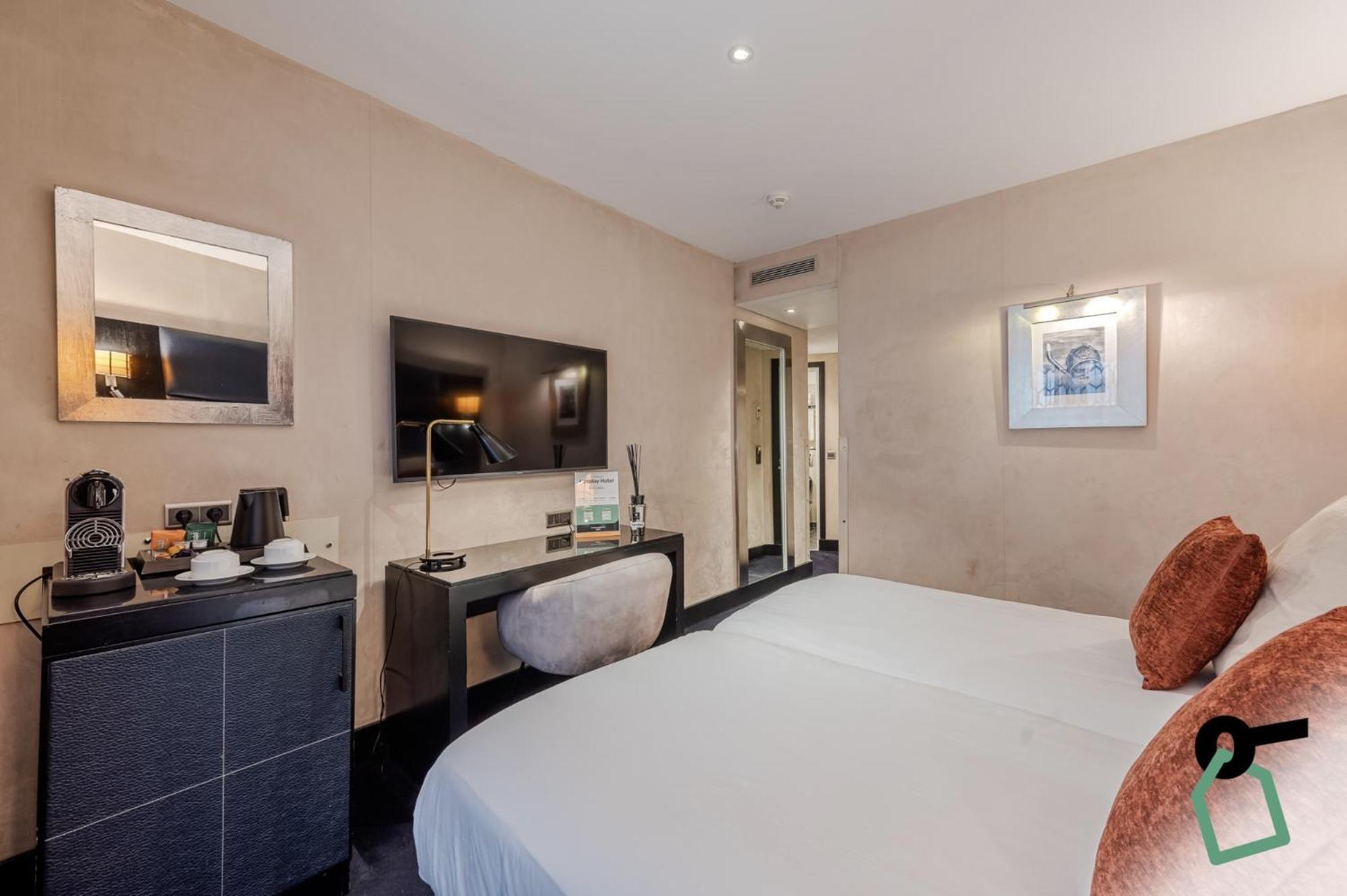 Hotiday Room Collection - Paris Arc De Triomphe Exterior foto